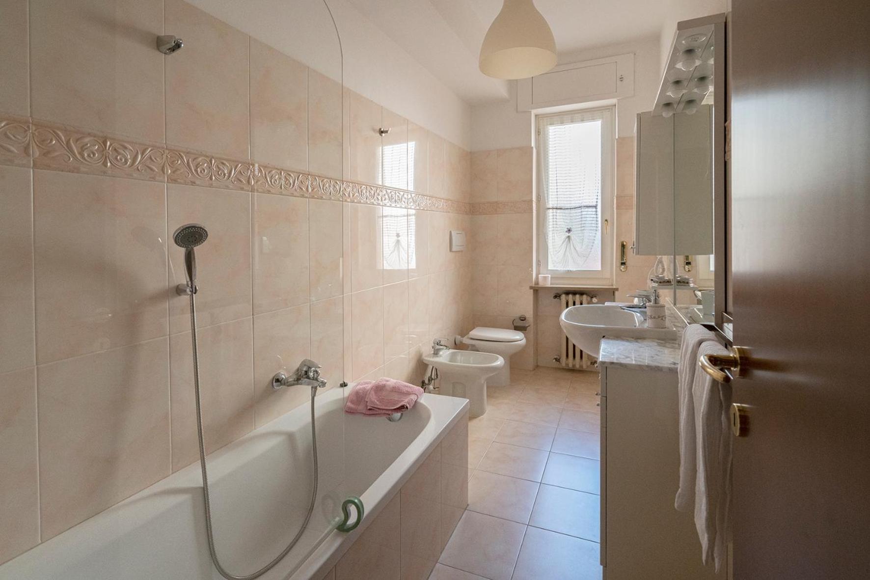 Pied A Terre - Atelier Apartment Верона Екстериор снимка