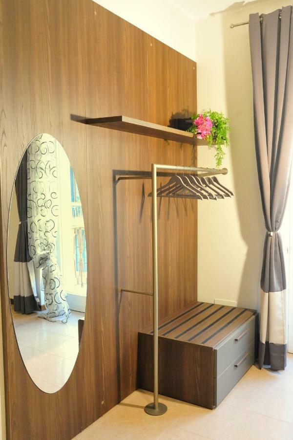 Pied A Terre - Atelier Apartment Верона Екстериор снимка