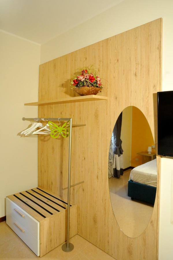 Pied A Terre - Atelier Apartment Верона Екстериор снимка